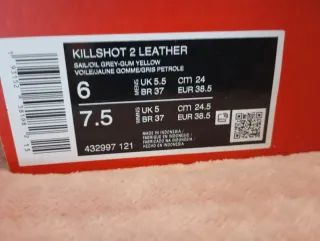 Zapatillas Nike Blancas y Marrones