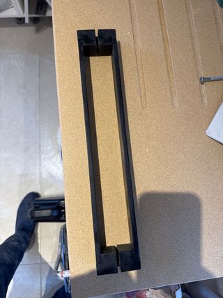 Mangos de aluminio negros