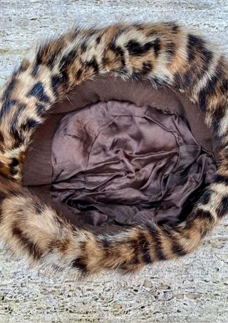 Cappellino maculato animalier