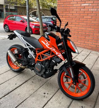 KTM DUKE 390