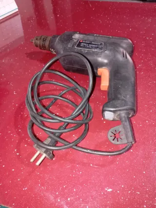 Taladro Black & Decker 400W