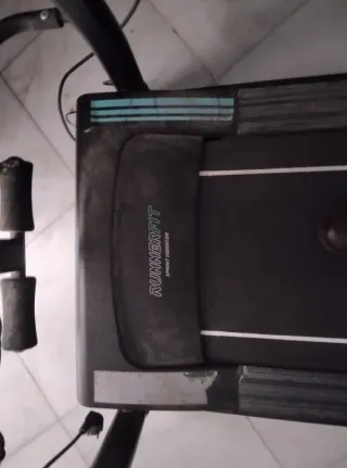 Tapis roulant RunnerFit semi-nuovo