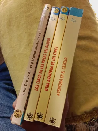 Lote de libros de Los Cinco de Enid Blyton