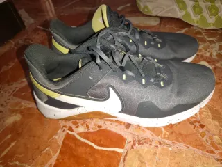 Zapatillas Nike Legend Essential 2 Talla 45