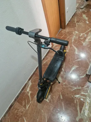 Patin Cecotec Bongo GS50 XXL + Casco