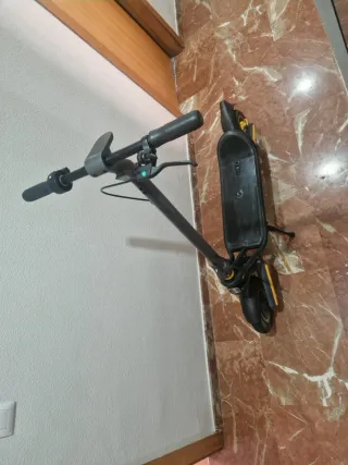 Patin Cecotec Bongo GS50 XXL + Casco