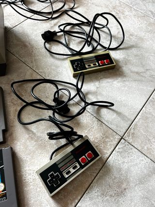 Nintendo NES con 4 Juegos