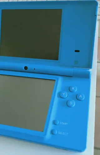 Nintendo DSi Azul