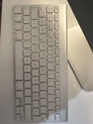 iMac Apple Plata y Blanco