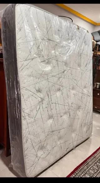 Somier metálico con láminas de madera