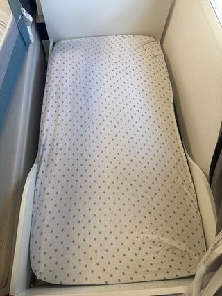 Cama infantil 60x120 + colchón y sábana