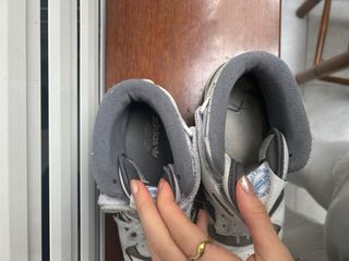 Zapatillas Adidas Forum Mid Blancas y Grises