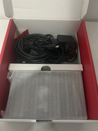 Nintendo Switch + Accessori Originali