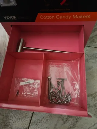 Máquina de Algodón de Azúcar Rosa con Ruedas