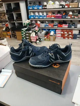 Zapatos Merrell Azul y Plateado talla 40