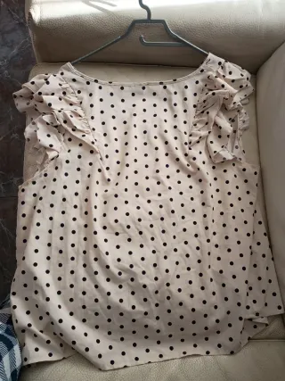 Blusa Beige Lunares Negros Talla 4XL