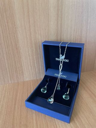 Conjunto Swarovski Collar y Pendientes ORIGINAL