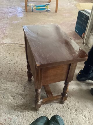 Mesita de noche antigua madera 1930