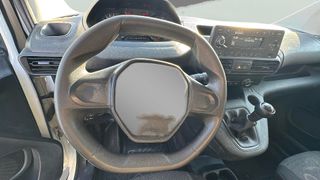 Peugeot Rifter Style Standard BlueHDi 73 kW (100 CV)