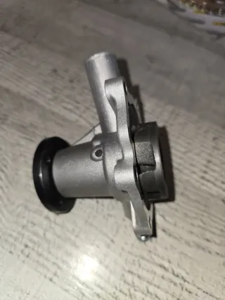 BOMBA DE AGUA ADAPTABLE AIXAM KUBOTA