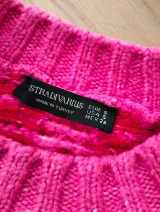 Jersey de mujer. Marca Stradivarius. Talla S.