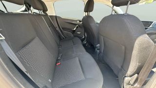 Peugeot 208 PureTech 82 Style 60 kW (82 CV)