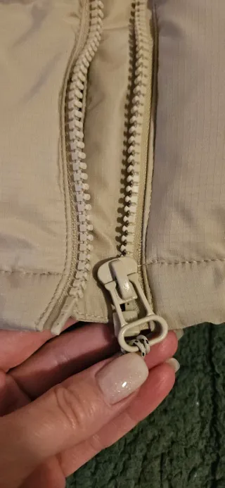 Chaleco acolchado con capucha Talla S