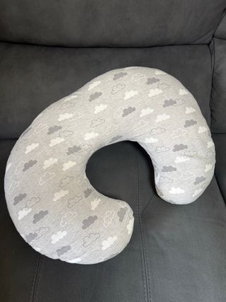Almohada Lactancia Chicco Nubes Gris