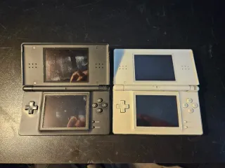Nintendo DS Lite per parti