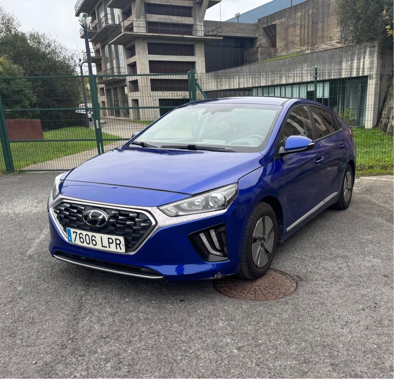 Hyundai IONIQ 2021 - foto 1