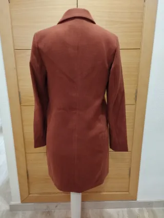 Abrigo mujer marrón sin estrenar