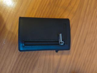 Cartera SecureWallet Negra con Cremallera