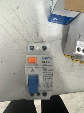 Magnetotérmicos y diferenciales – Schneider Electr