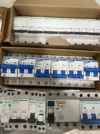 Magnetotérmicos y diferenciales – Schneider Electr