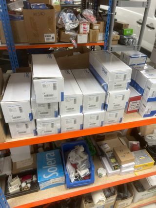 Magnetotérmicos y diferenciales – Schneider Electr