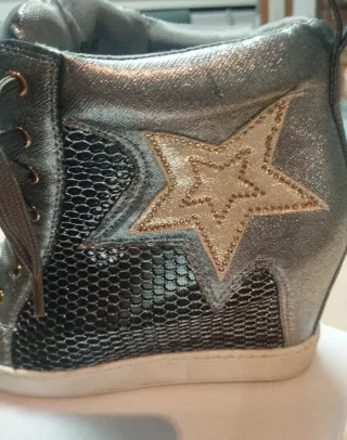 Zapatillas de cuña con estrella