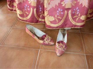 Traje de Fallera Rojo Talla 38 con zapatos