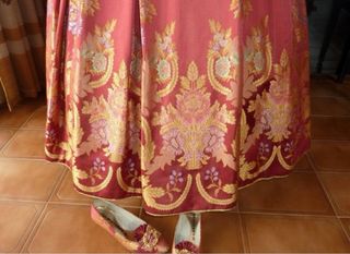 Traje de Fallera Rojo Talla 38 con zapatos
