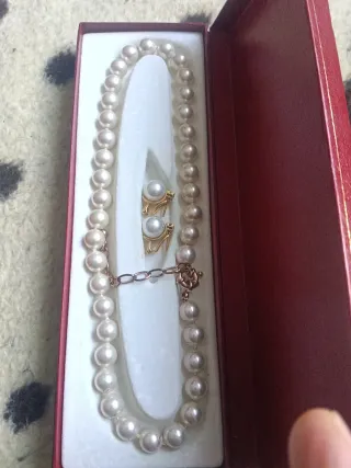 Collar y pendientes Perlas Sintéticas Dorado y Bla