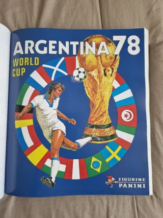 Libro Stickers Panini Mundiales 1970-2022