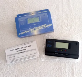 AFINADOR DE GUITARRA Y BAJO SEIKO ST-727.