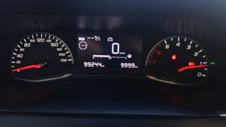 Peugeot 208 BlueHDi 100 Active 75 kW (100 CV)