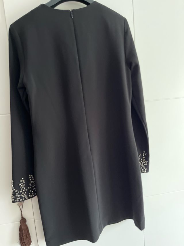 Vestido negro fiesta H&M con pedrería