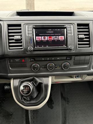 Volkswagen Caravelle 2018