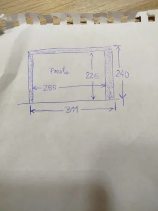 Puerta de garaje y motor.