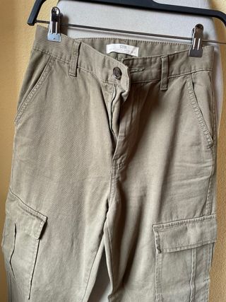 Pantalones cargo verde militar