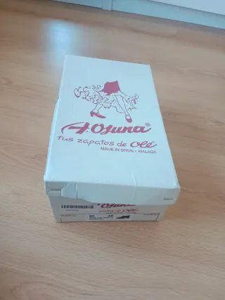 Zapatos Sevillanas Tacón Negro