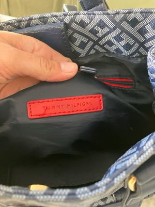 Bolso Tommy Hilfiger Azul y Dorado