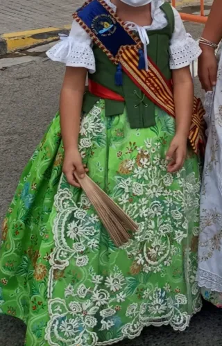 Camisa huertana y chaleco niña 4 años