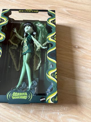 Monster High Skullector Scarah Screams Doll